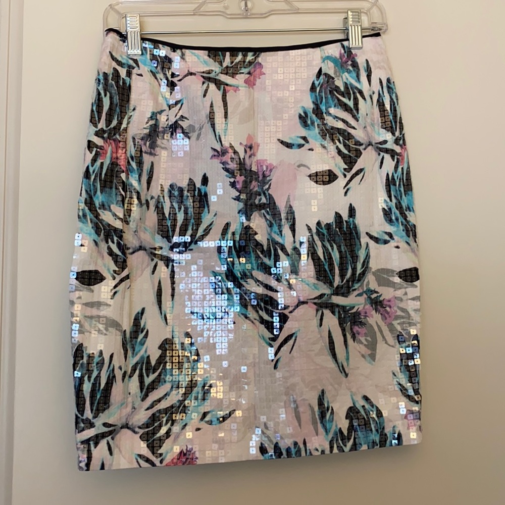 H&M tropical floral sequin print pencil skirt size 8
